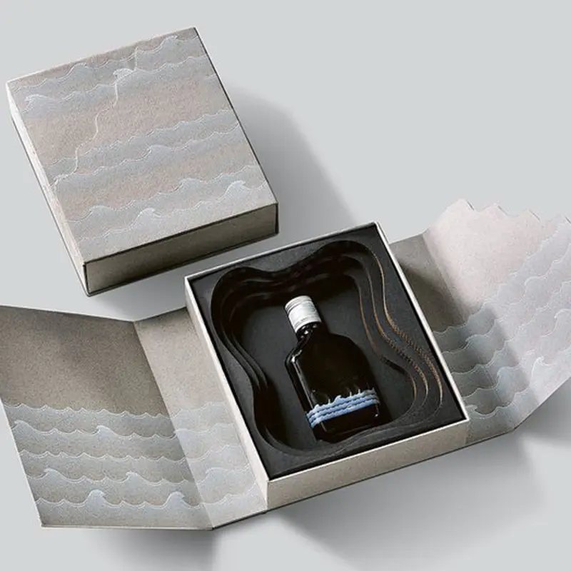 Custom skincare packaging